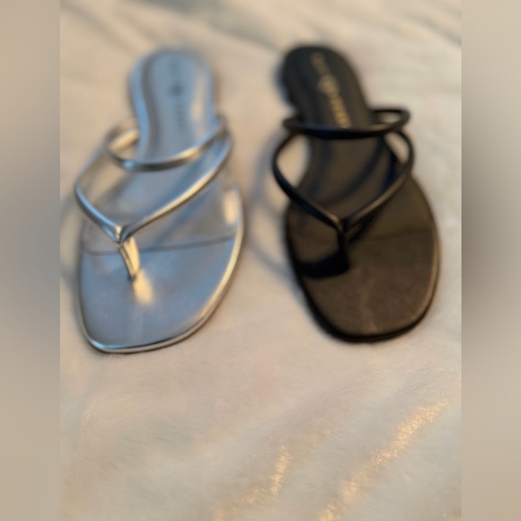 Katy Perry Collection Black and Silver Women's Sandals Bundle - Picture 6 of 14